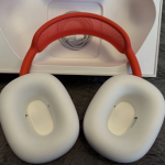 AirPods Max (2020)